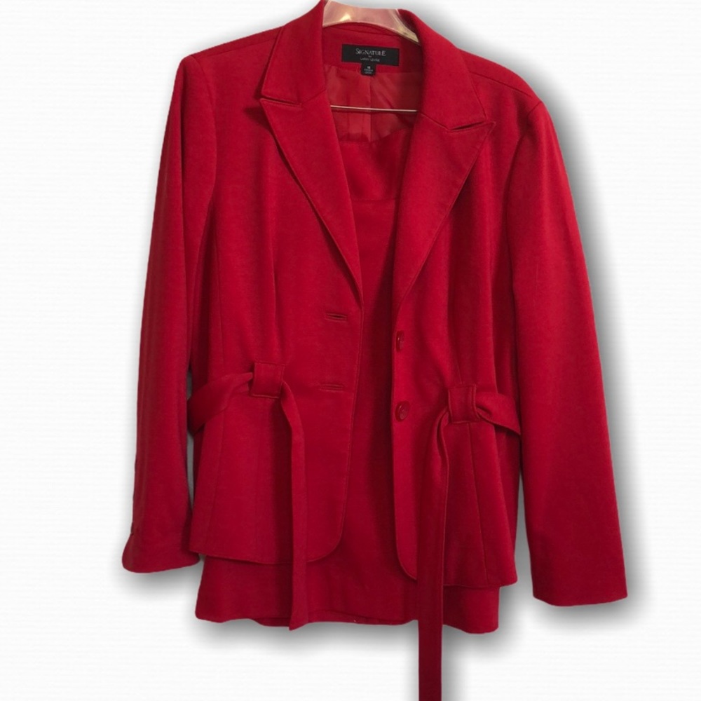 Signature by Larry Levine jacket & skirt set NEW